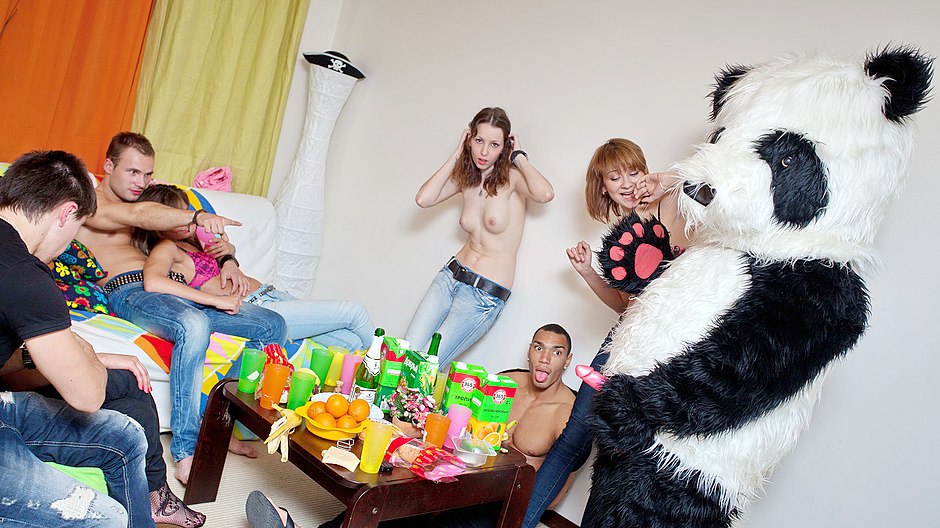 Ardent fucking at students sex party